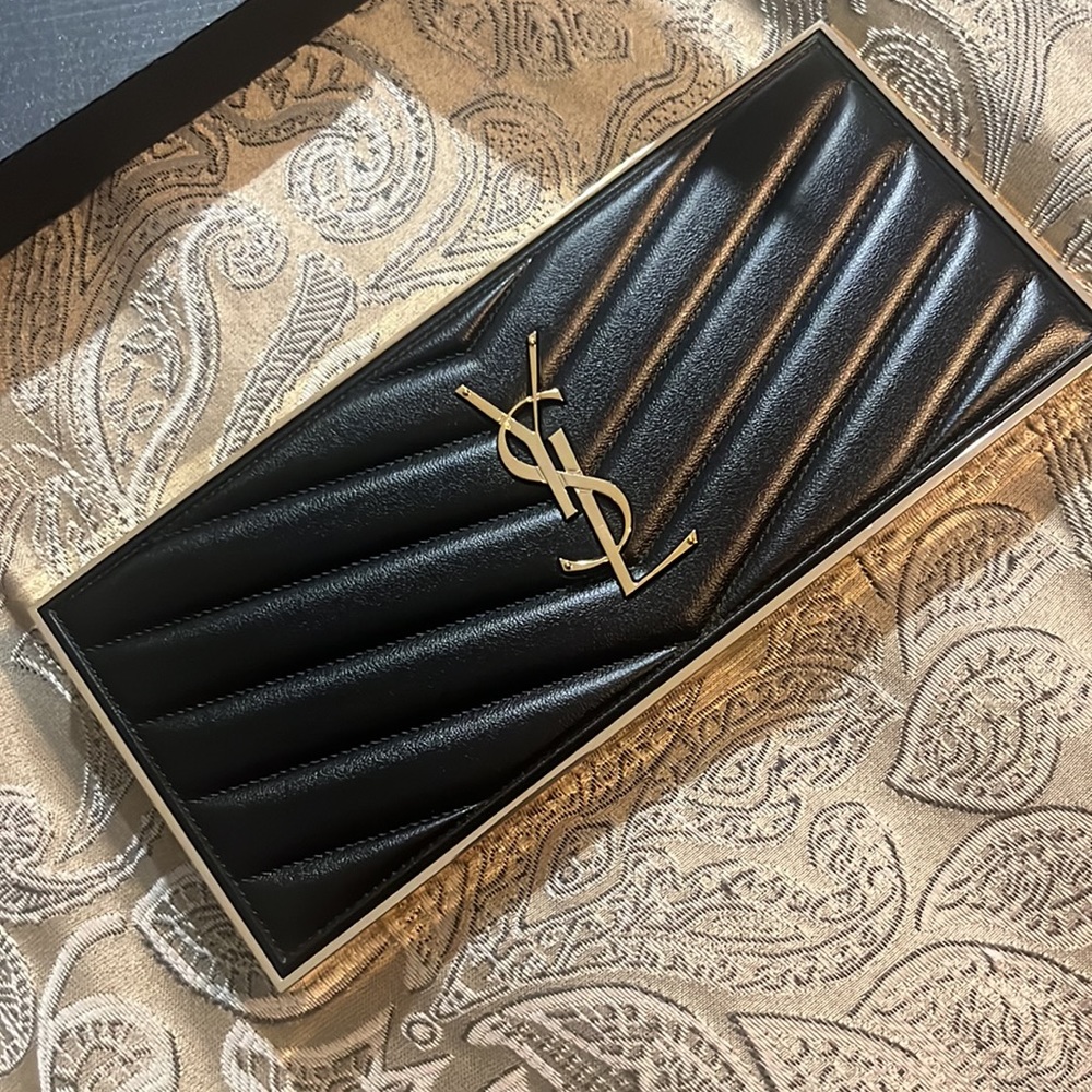 NEW YSL Colour Clutch